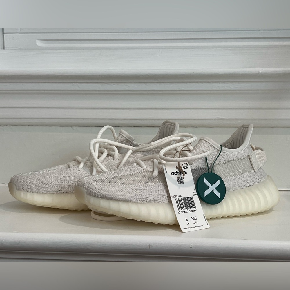 Adidas Yeezy Boost 350 V2 Bone
